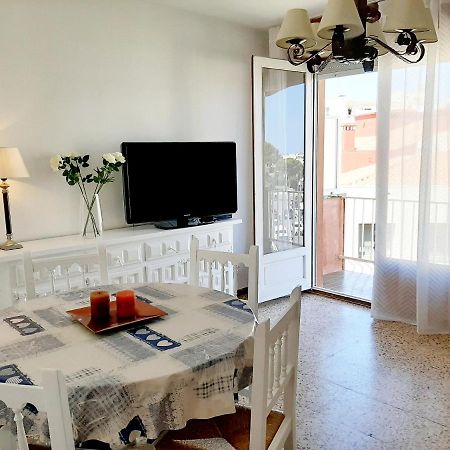 Apartamentos Franch Оспіталет-дель-Інфант Екстер'єр фото