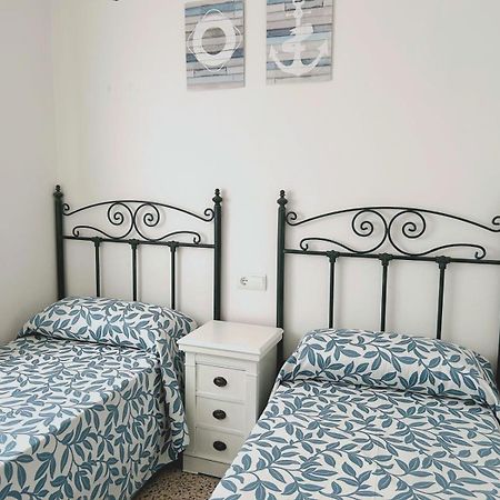 Apartamentos Franch Оспіталет-дель-Інфант Екстер'єр фото