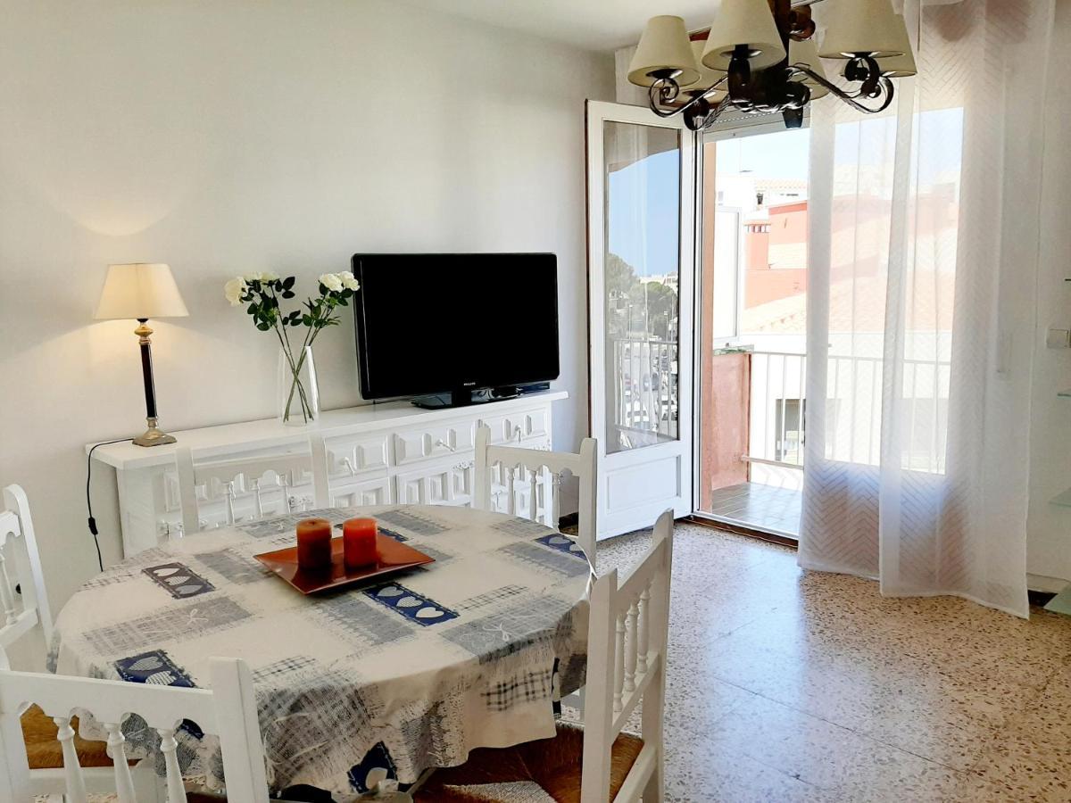 Apartamentos Franch Оспіталет-дель-Інфант Екстер'єр фото