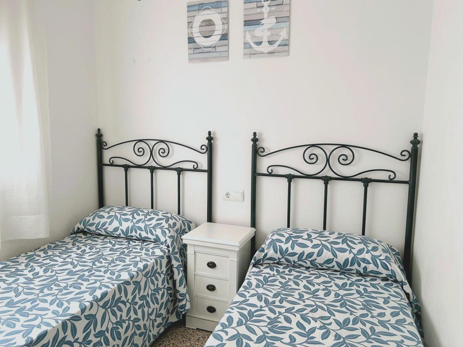 Apartamentos Franch Оспіталет-дель-Інфант Екстер'єр фото